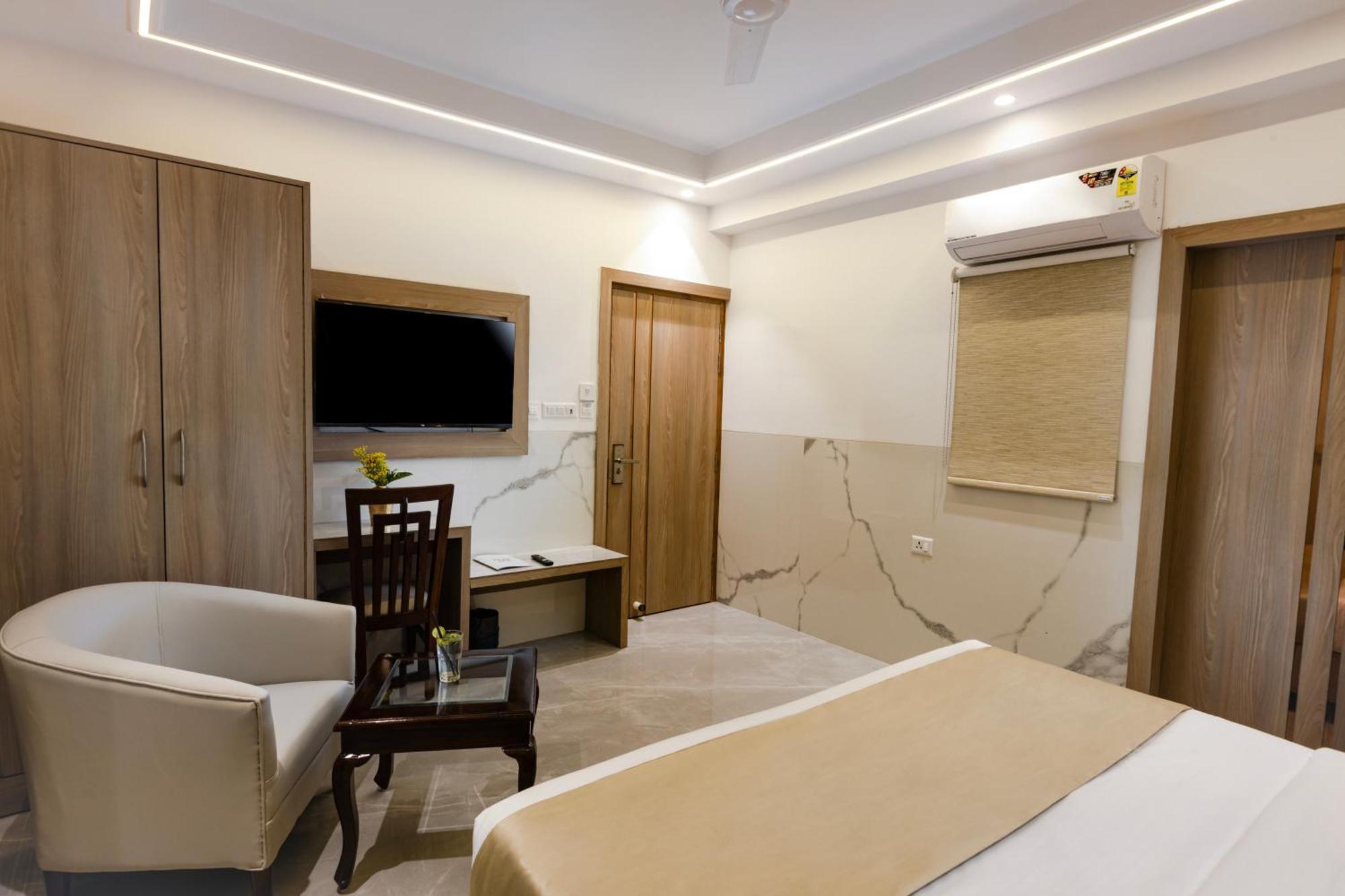 The Orion Hotel Era - Delhi Airport Ню Делхи Екстериор снимка