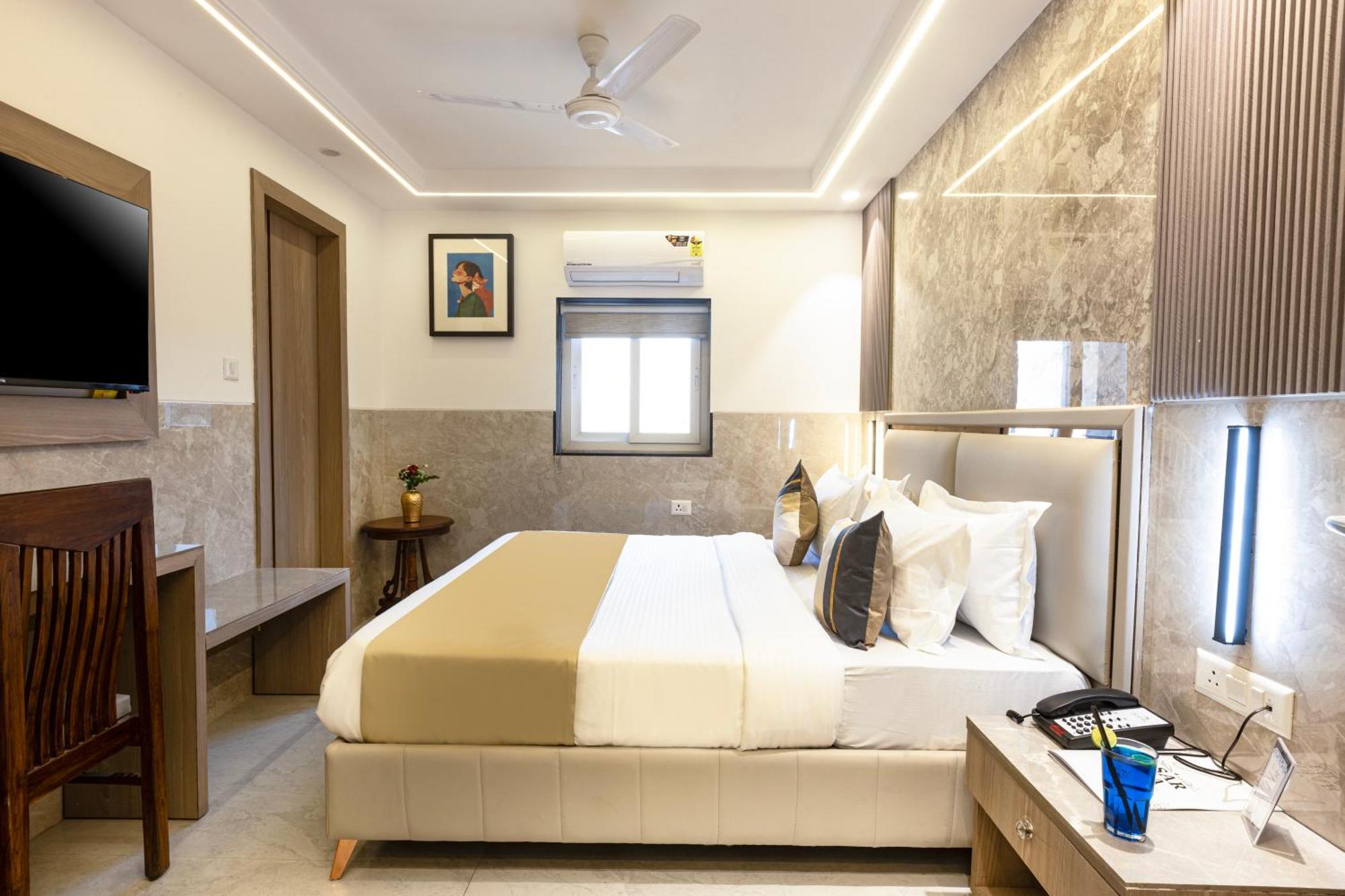 The Orion Hotel Era - Delhi Airport Ню Делхи Екстериор снимка